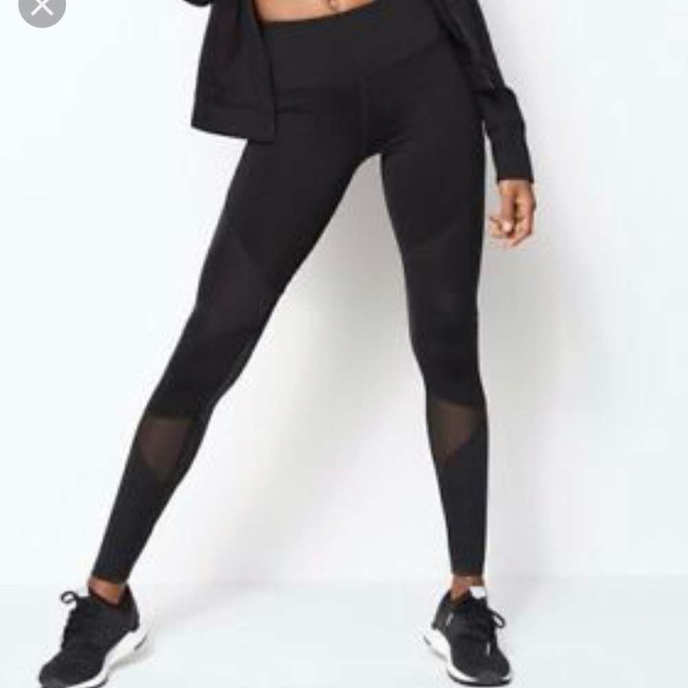 VS knockout leggings